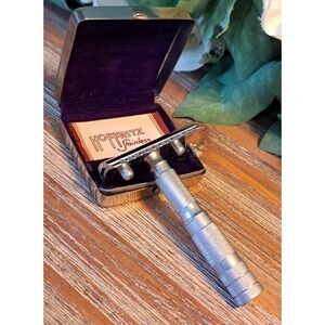 Vintage Hoffritz Travel Razor W/Metal Case Germany